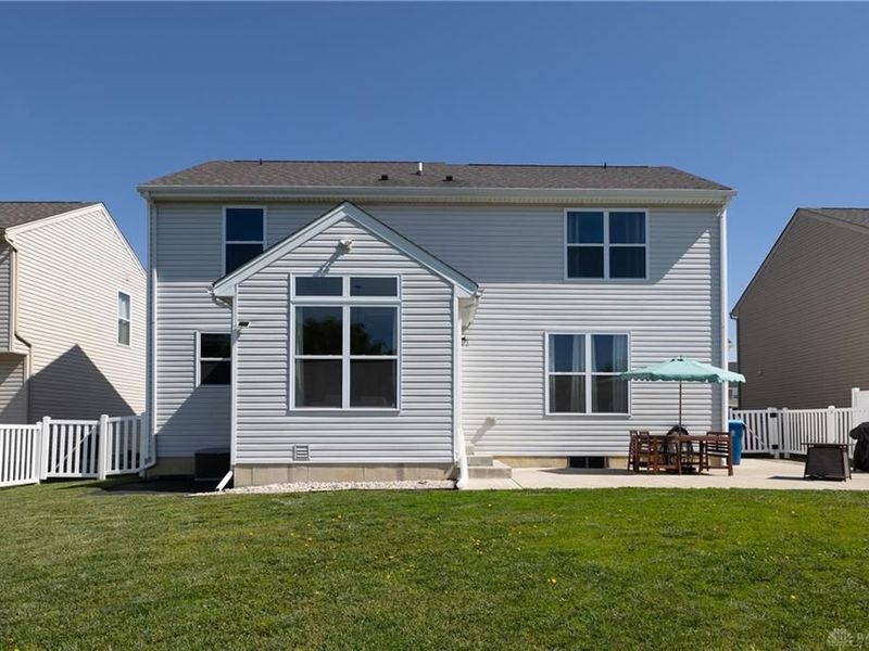 4161 Spicebush Drive, Tipp City, OH 45371 Photo 34