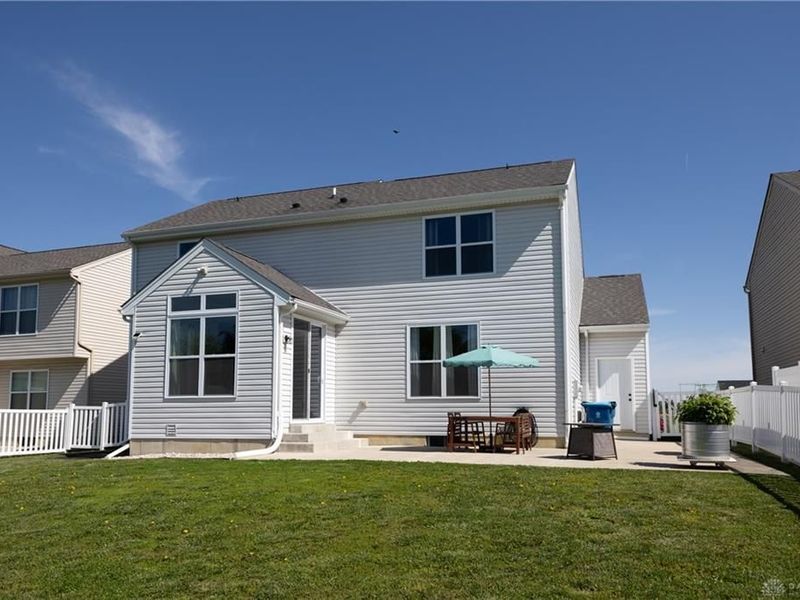 4161 Spicebush Drive, Tipp City, OH 45371 Photo 36