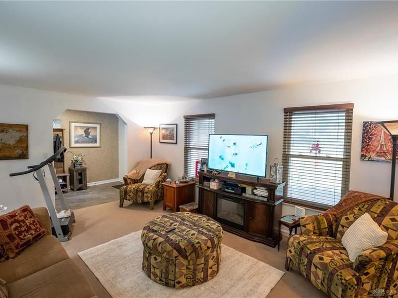8951 Deep Forest Lane, Washington Township, OH 45458 Photo 2
