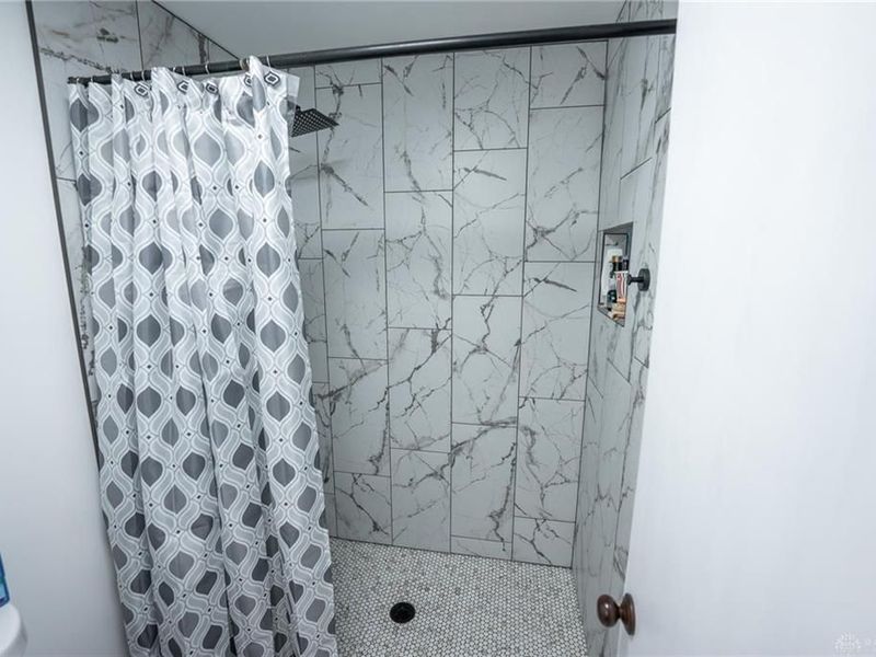 8951 Deep Forest Lane, Washington Township, OH 45458 Photo 9