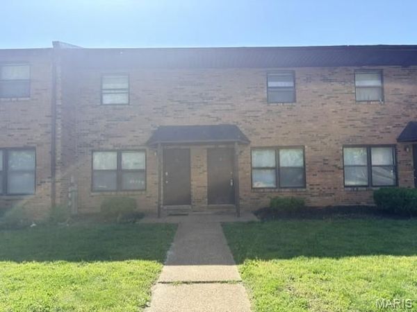 1001 Belle Valley Drive, Belleville, IL 62220
