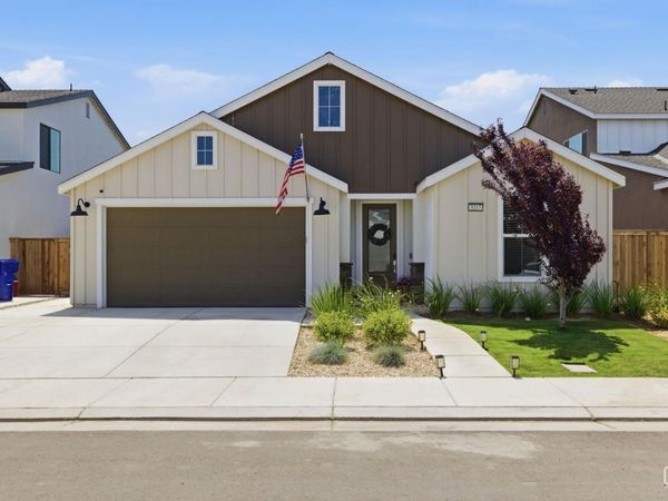 3217 Golden Trails Lane, Shafter, CA 93263