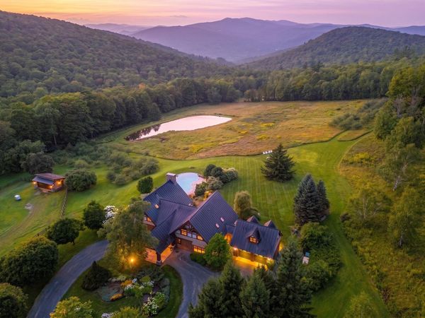 2358 Long Hill Road, Woodstock, VT 05091