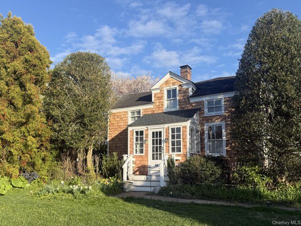 28 Bowden Square , Southampton, NY 11968