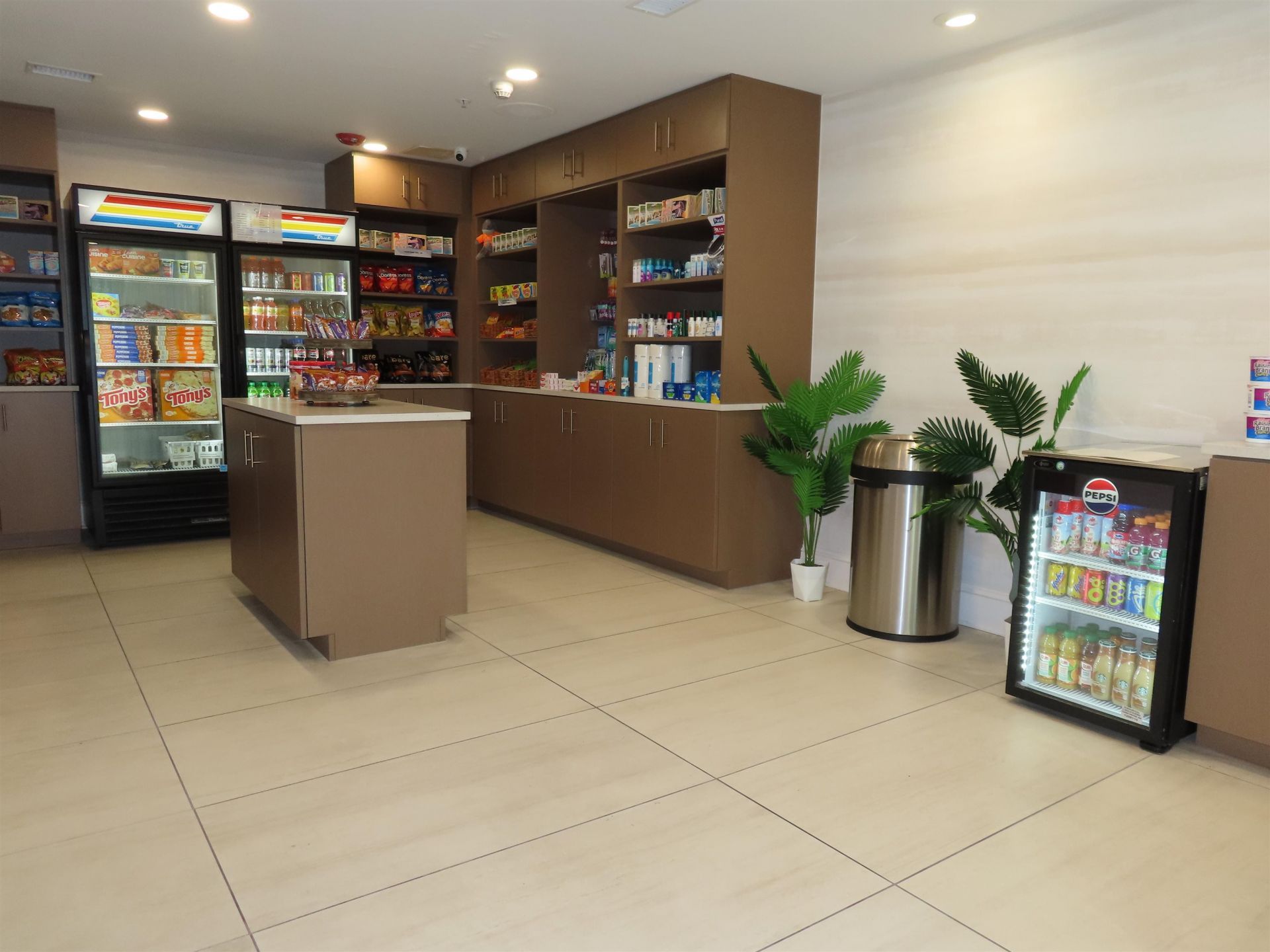 3000 N N Ocean Blvd.  Photo 12