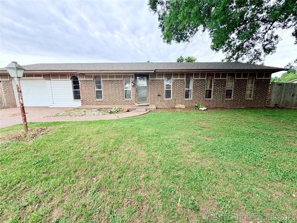 14515 Mockingbird Lane, Sand Springs, OK 74063