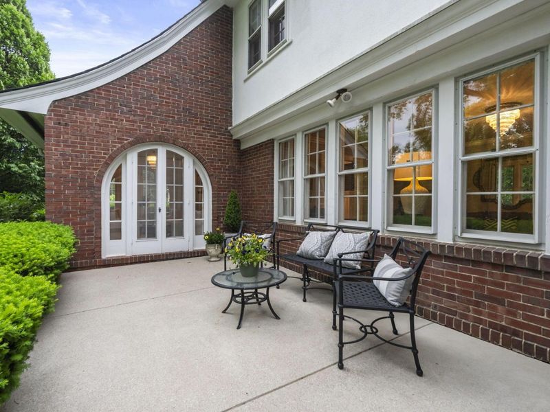 1875 Roxbury Road, Upper Arlington, OH 43212 Photo 33