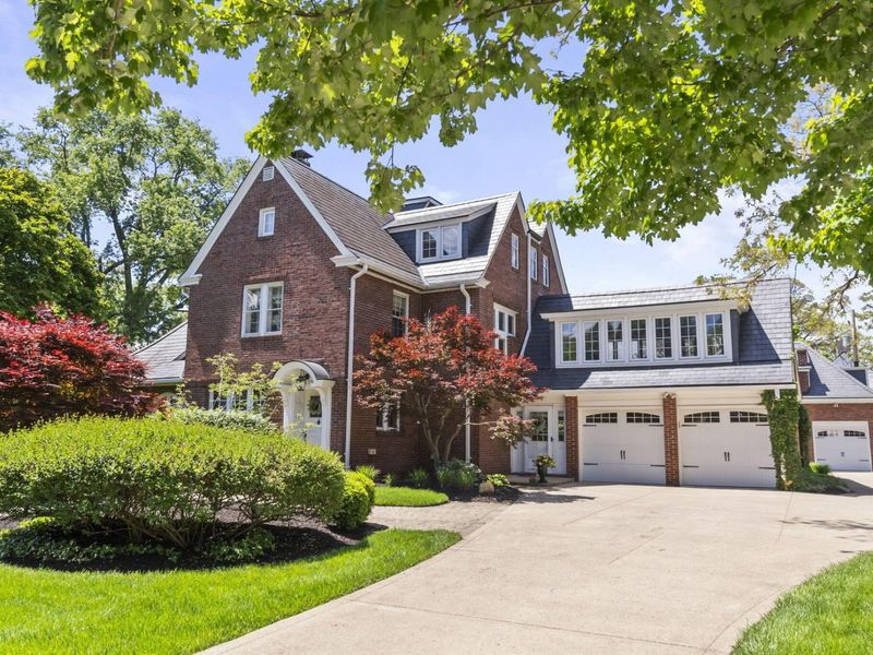 1875 Roxbury Road, Upper Arlington, OH 43212 Photo 96