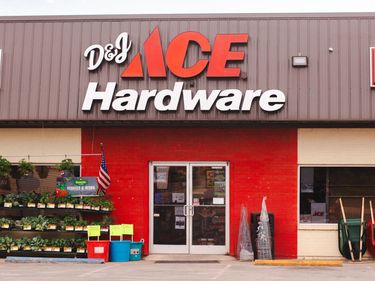 20 S Irvine Road, Irvine, KY 40336