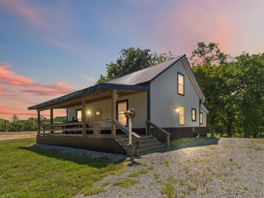 8247 S Highway 379, Jamestown, KY 42629