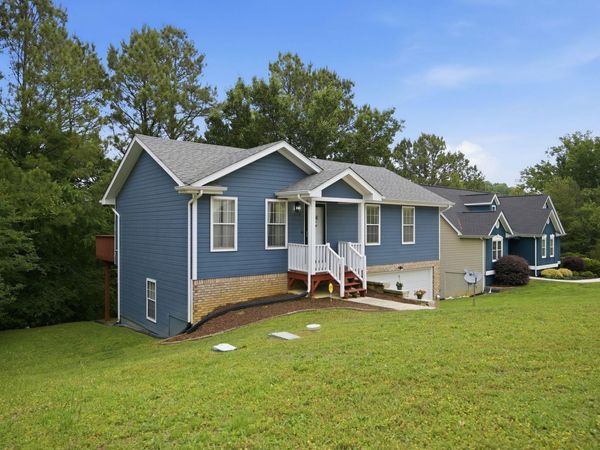 124 Brently Woods Drive, Chattanooga, TN 37421