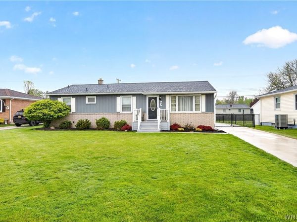94 Dover Drive , Buffalo, NY 14224