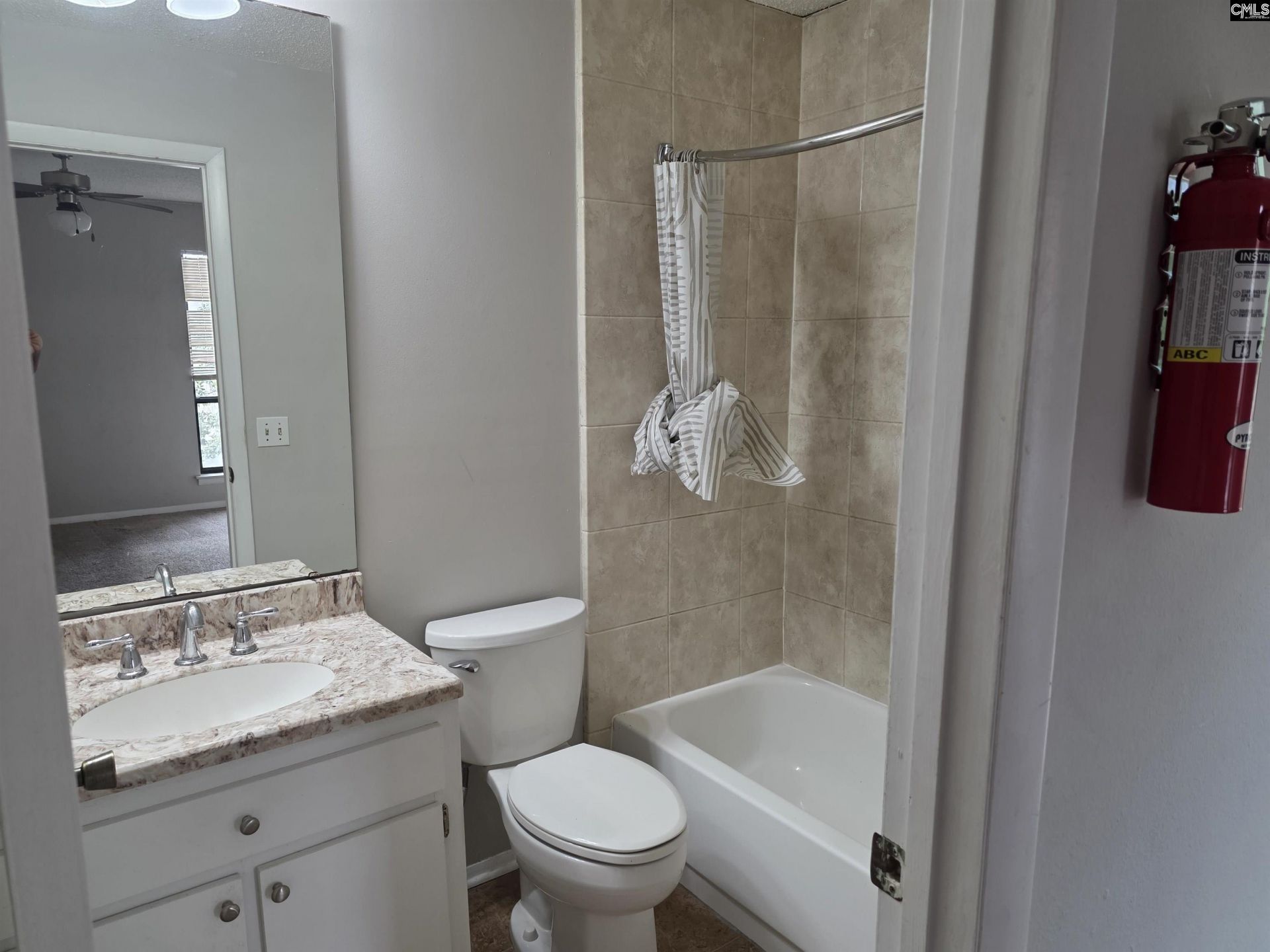 207 Weddell Street  Photo 10