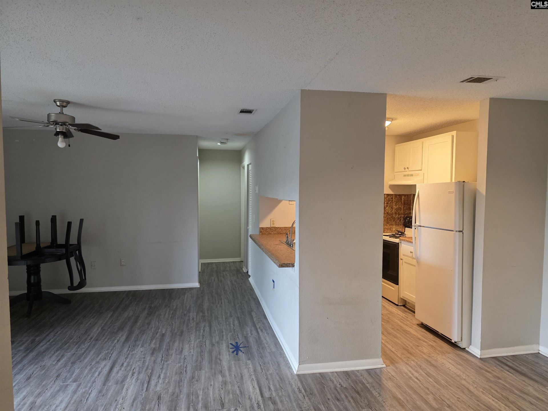 207 Weddell Street  Photo 8