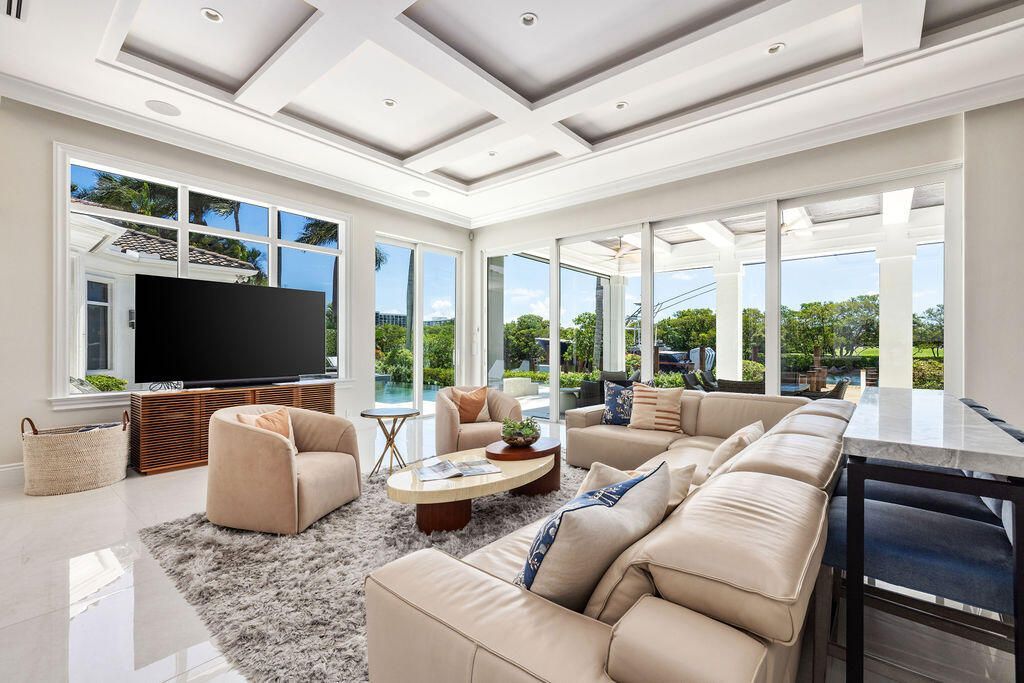 792 Harbour Isles Court, West Palm Beach, FL 33410 Photo