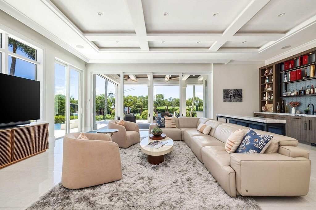 792 Harbour Isles Court, West Palm Beach, FL 33410 Photo
