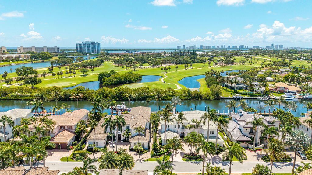 792 Harbour Isles Court, West Palm Beach, FL 33410 Photo