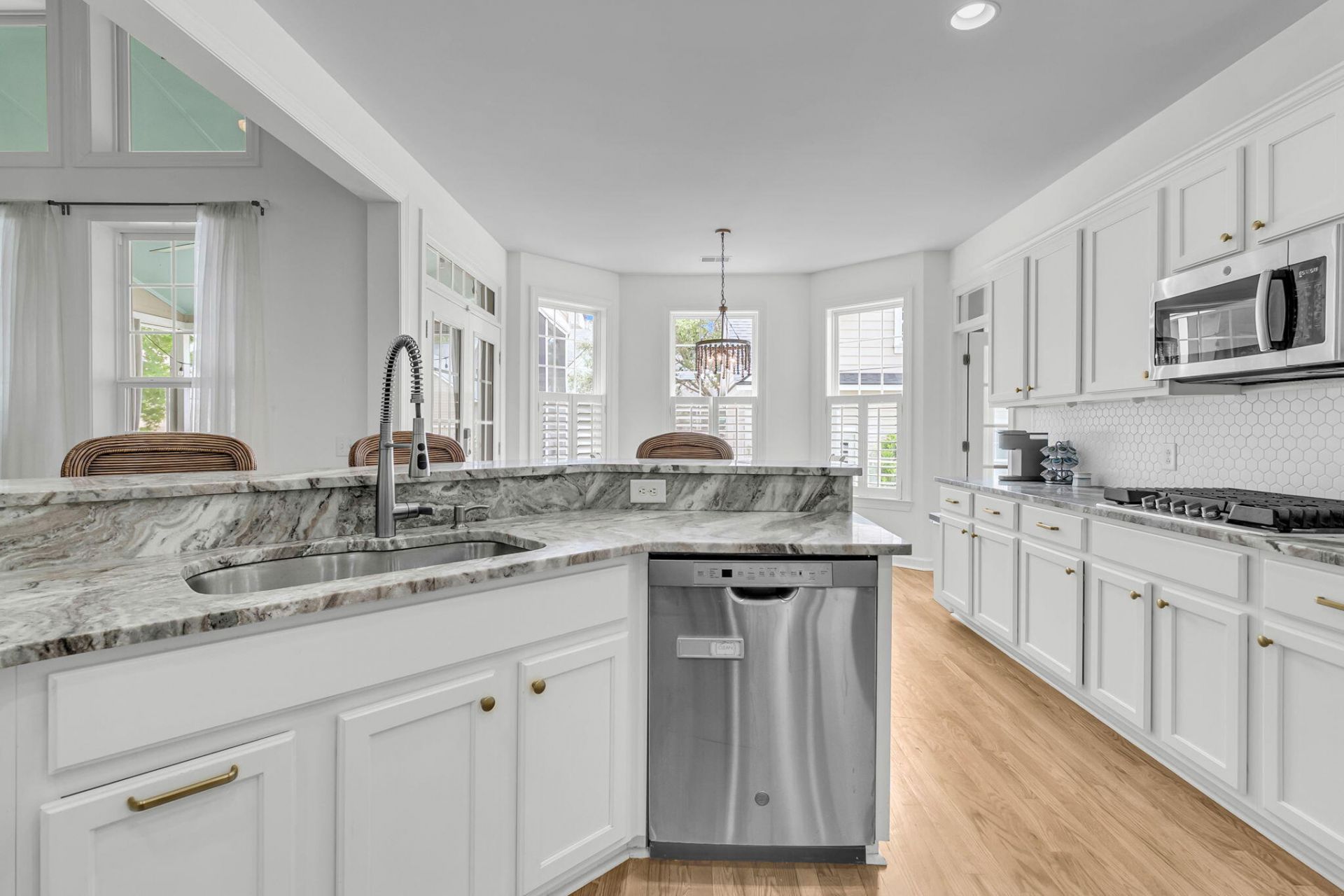 3438 Attley Street Photo 16