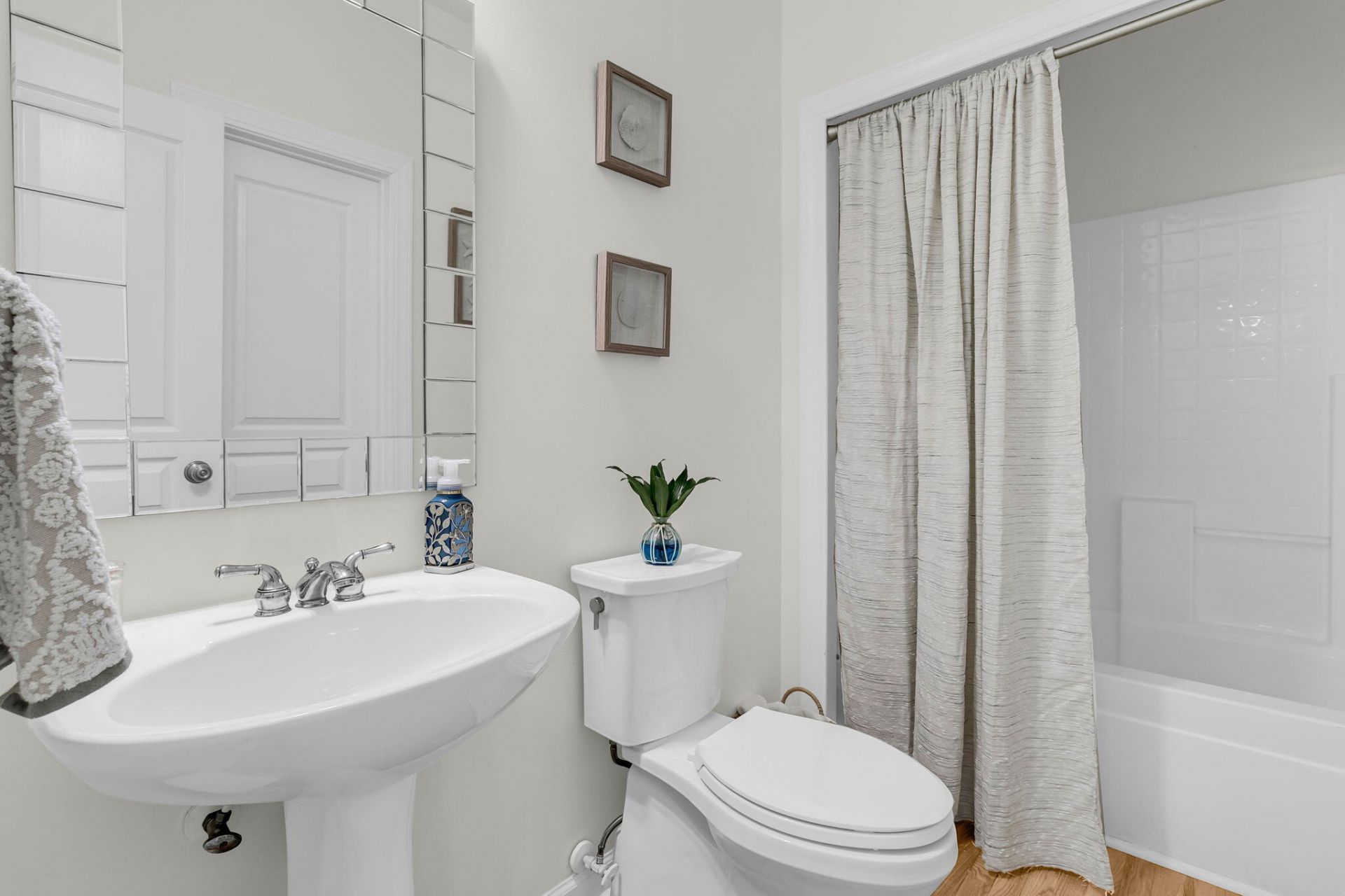 3438 Attley Street Photo 22