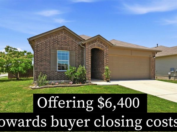 227 Hess DR, Kyle, TX 78640