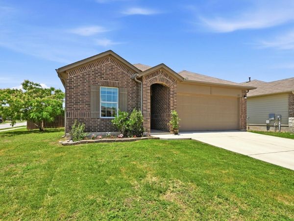 227 Hess DR , Kyle, TX 78640