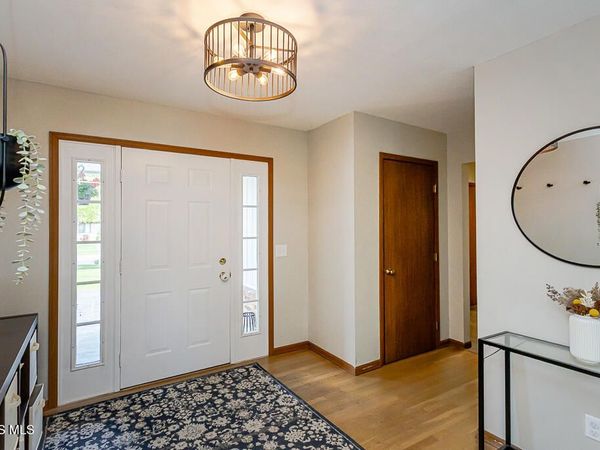 556 Thackeray Road , Maumee, OH 43537