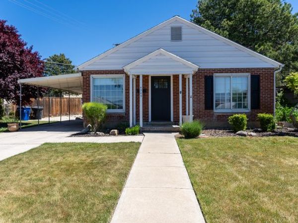 4505 S HOLLADAY CIR E, Holladay, UT 84117