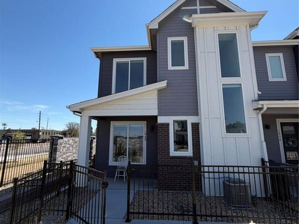 1940 S Poplar Court, Denver, CO 80224
