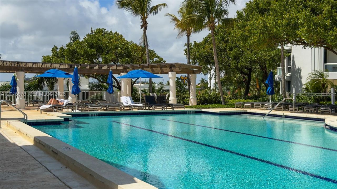 21055 Yacht Club Dr , Unit 1707, Aventura, FL 33180 Photo