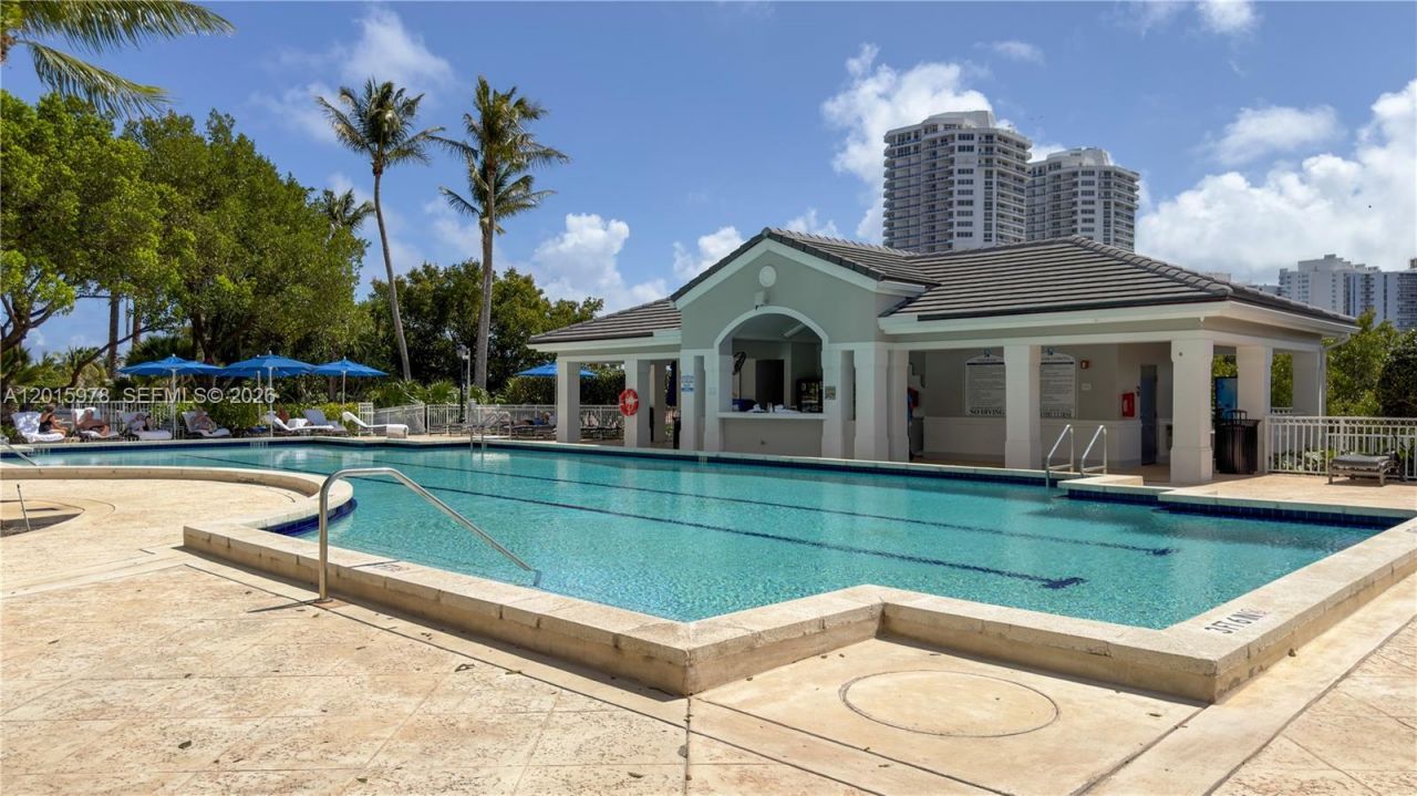 21055 Yacht Club Dr , Unit 1707, Aventura, FL 33180 Photo