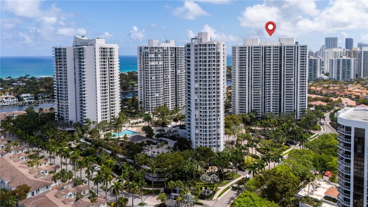 21055 Yacht Club Dr , Unit 1707, Aventura, FL 33180 Photo