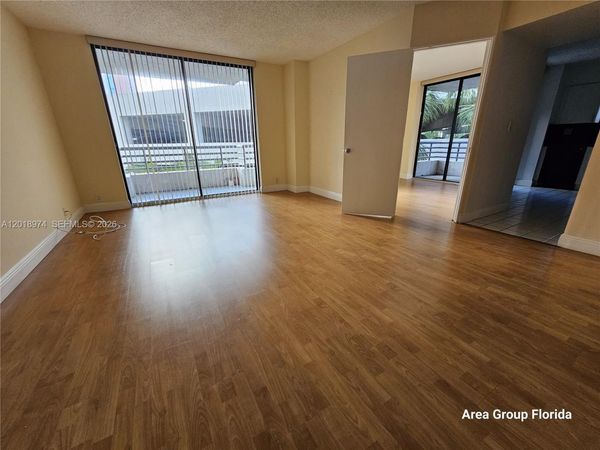 3300 NE 191st St, Unit 318, Aventura, FL 33180