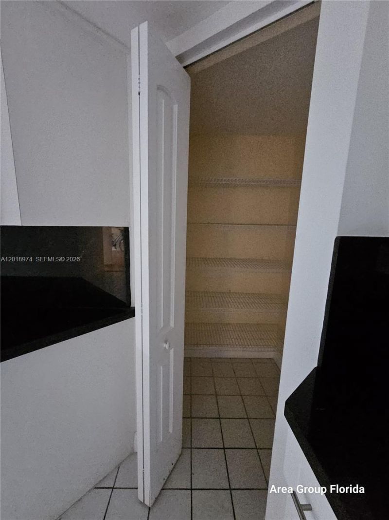 3300 NE 191st St, Unit 318, Aventura, FL 33180 Photo