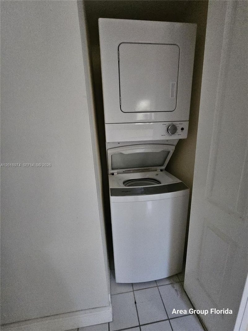3300 NE 191st St, Unit 318, Aventura, FL 33180 Photo
