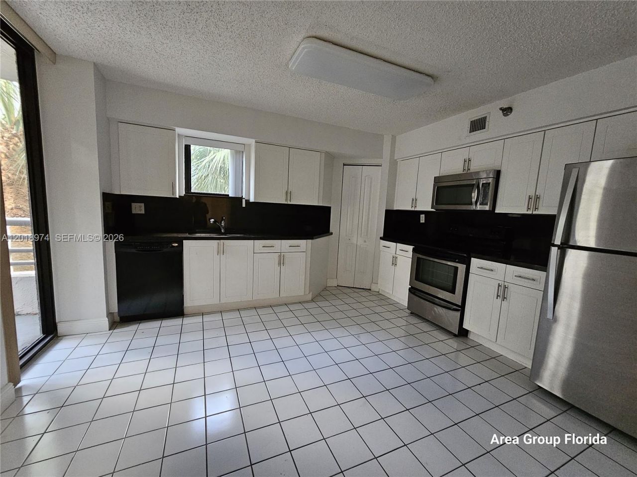 3300 NE 191st St, Unit 318, Aventura, FL 33180 Photo