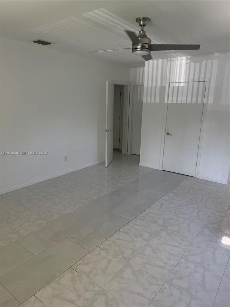 18510 Atlantic Blvd , Sunny Isles Beach, FL 33160 Photo