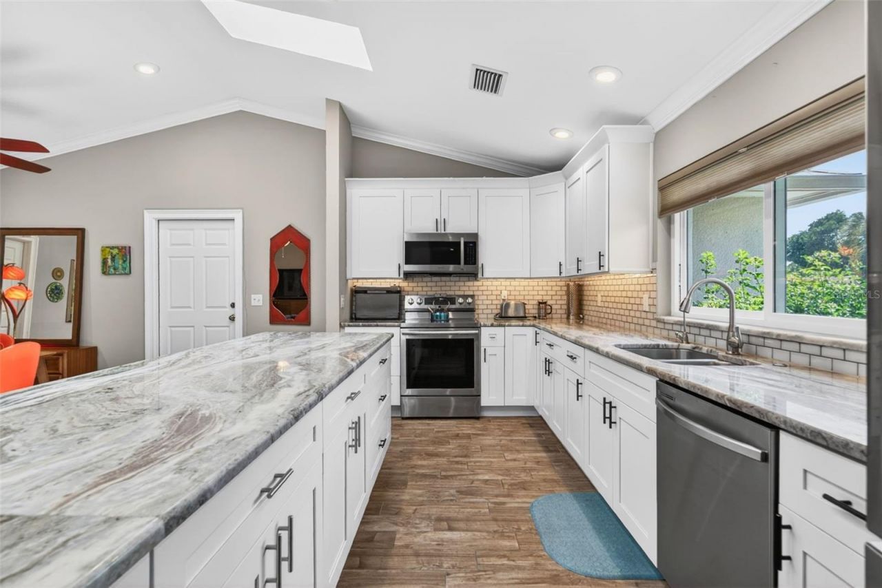 4420 Porpoise Drive Se, Saint Petersburg, FL 33705 Photo