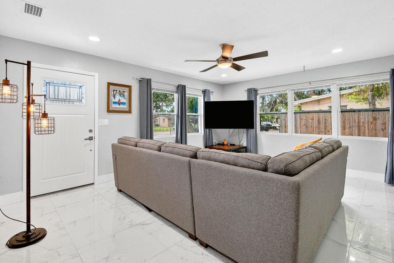916 Pattison Avenue , Sarasota, FL 34237 Photo