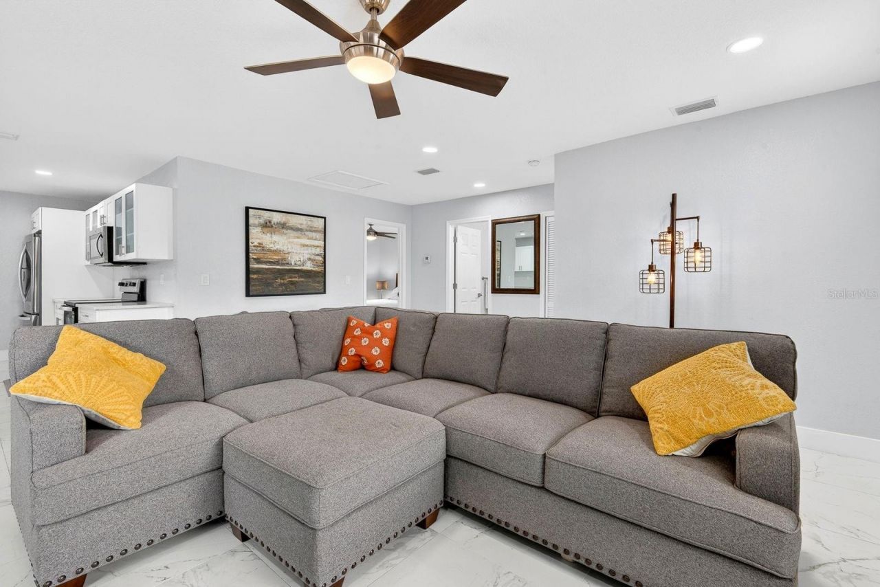 916 Pattison Avenue , Sarasota, FL 34237 Photo