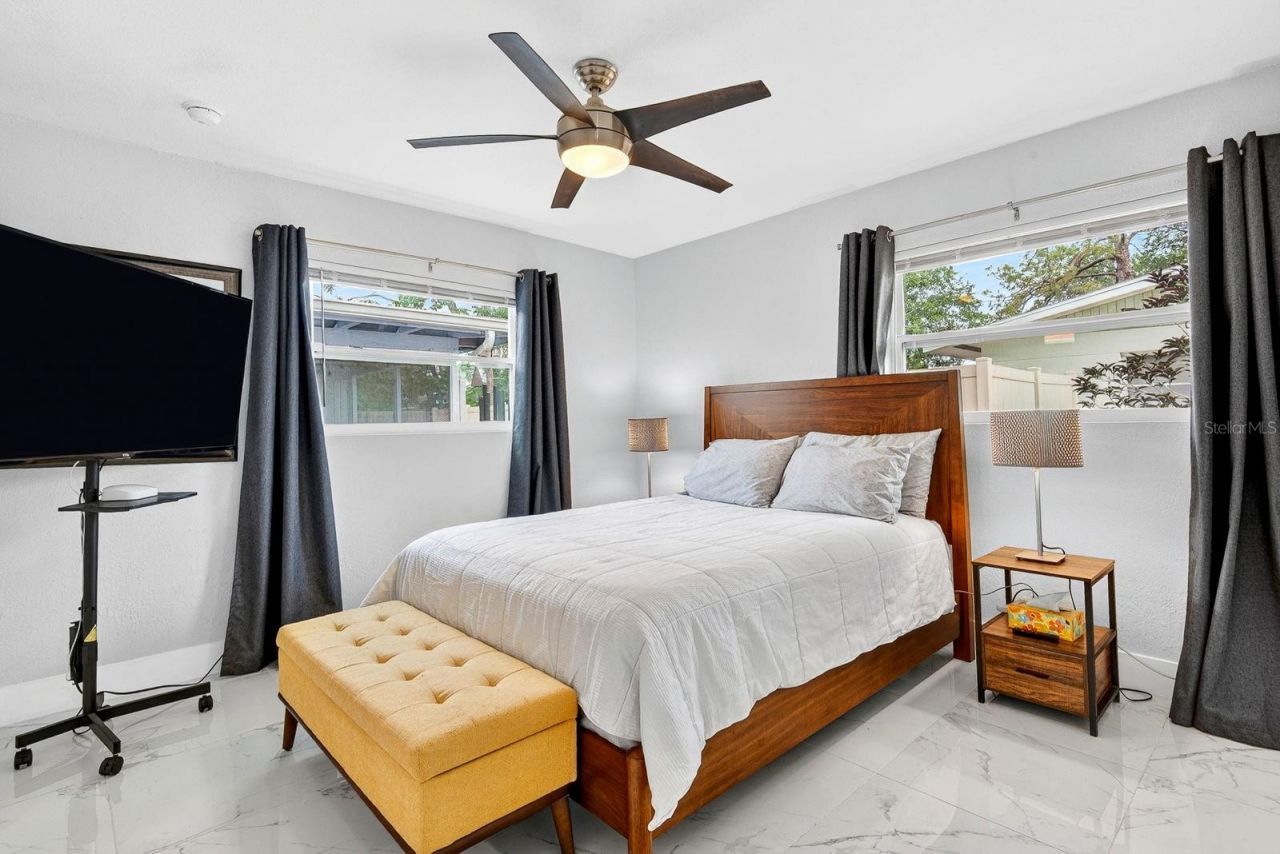 916 Pattison Avenue , Sarasota, FL 34237 Photo