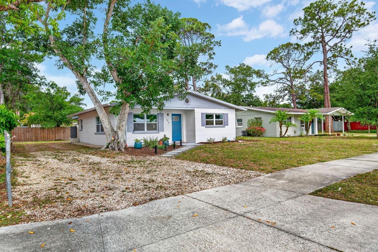 916 Pattison Avenue , Sarasota, FL 34237 Photo
