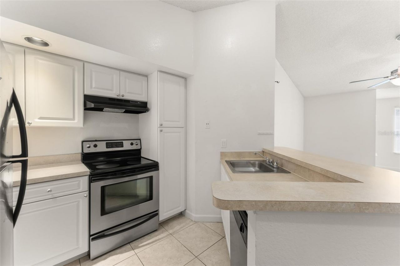 4532 Commander Drive , Unit 2133, Orlando, FL 32822 Photo