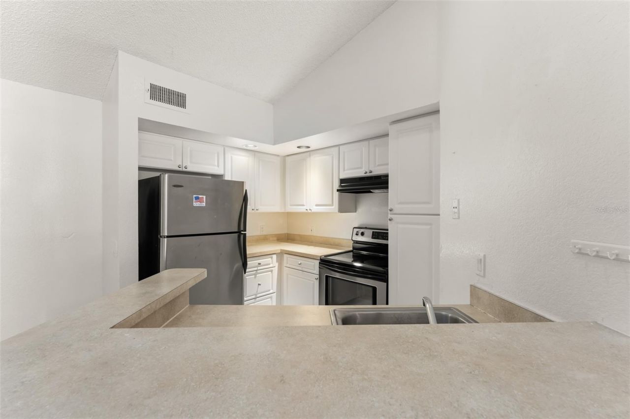 4532 Commander Drive , Unit 2133, Orlando, FL 32822 Photo