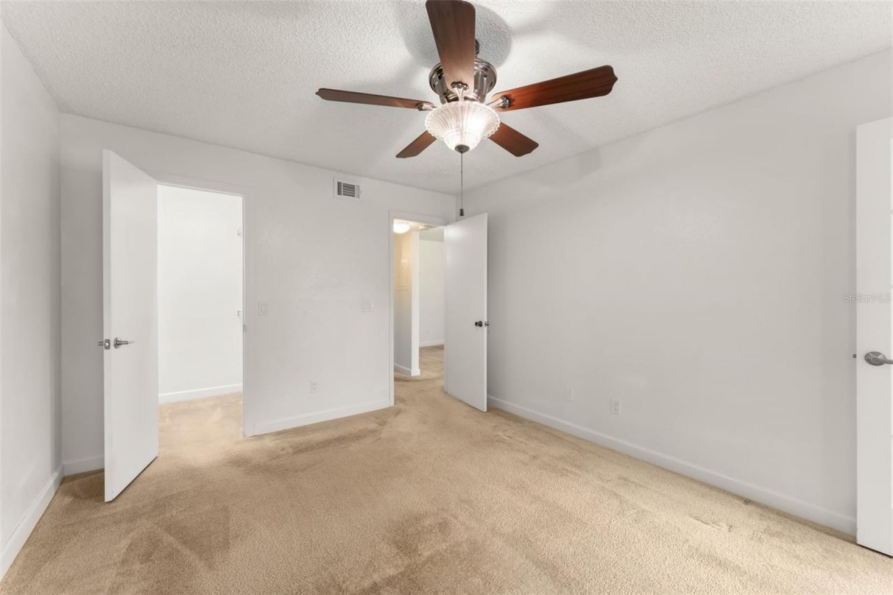 4532 Commander Drive , Unit 2133, Orlando, FL 32822 Photo