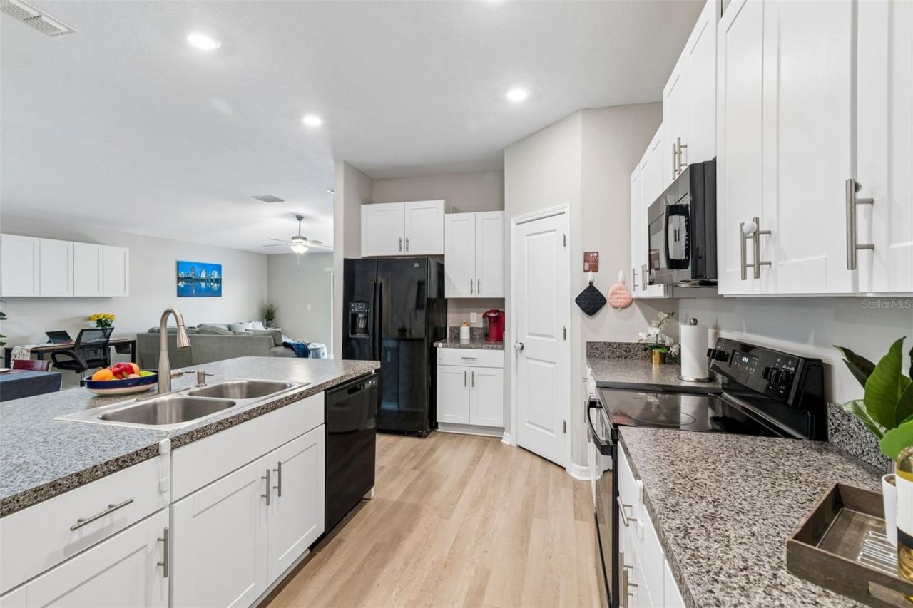 6307 Spring Crayfish Avenue, New Port Richey, FL 34653 Photo