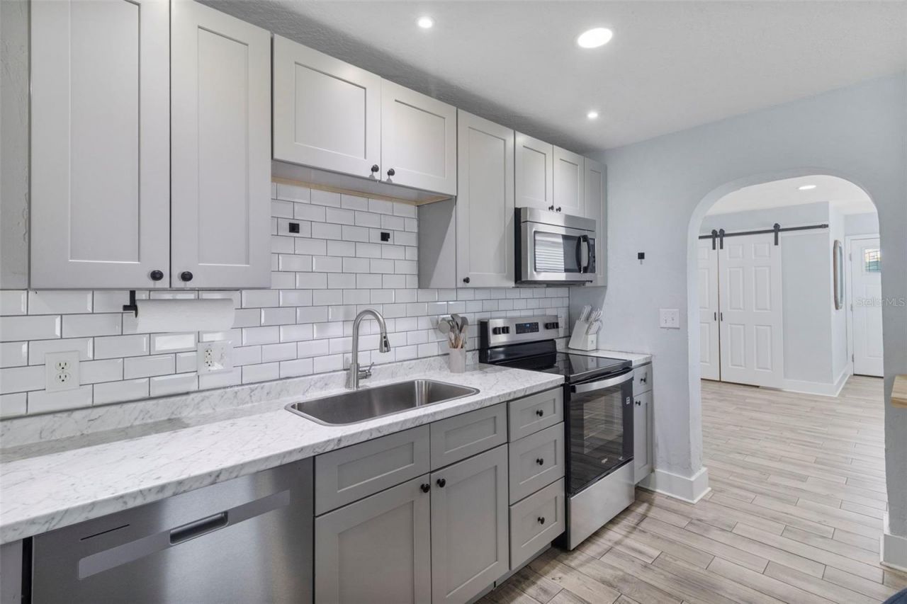 112 Rose Street, Venice, FL 34293 Photo
