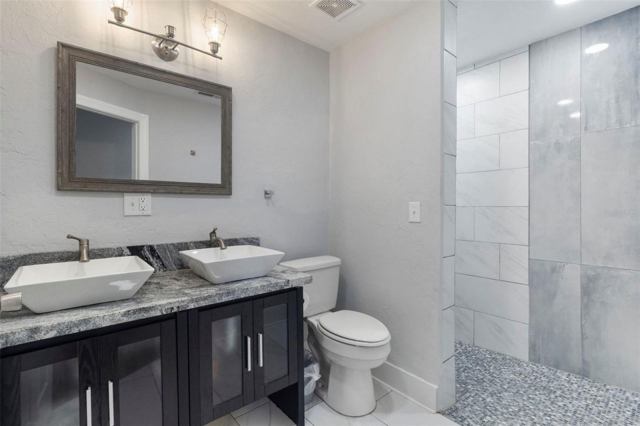 112 Rose Street, Venice, FL 34293 Photo