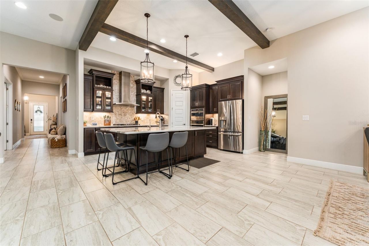 14610 Red Castle Ave, Lithia, FL 33547 Photo