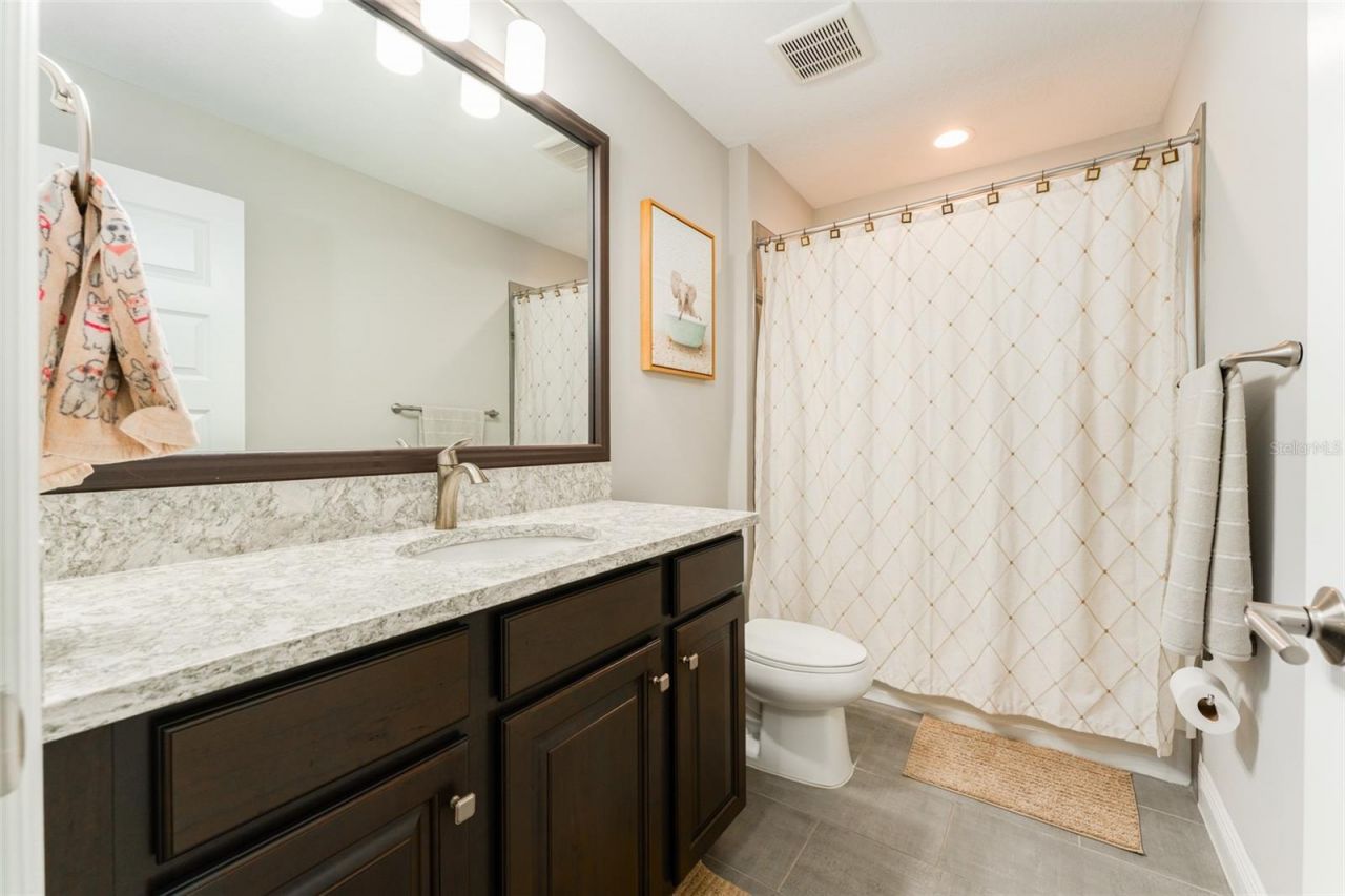 14610 Red Castle Ave, Lithia, FL 33547 Photo