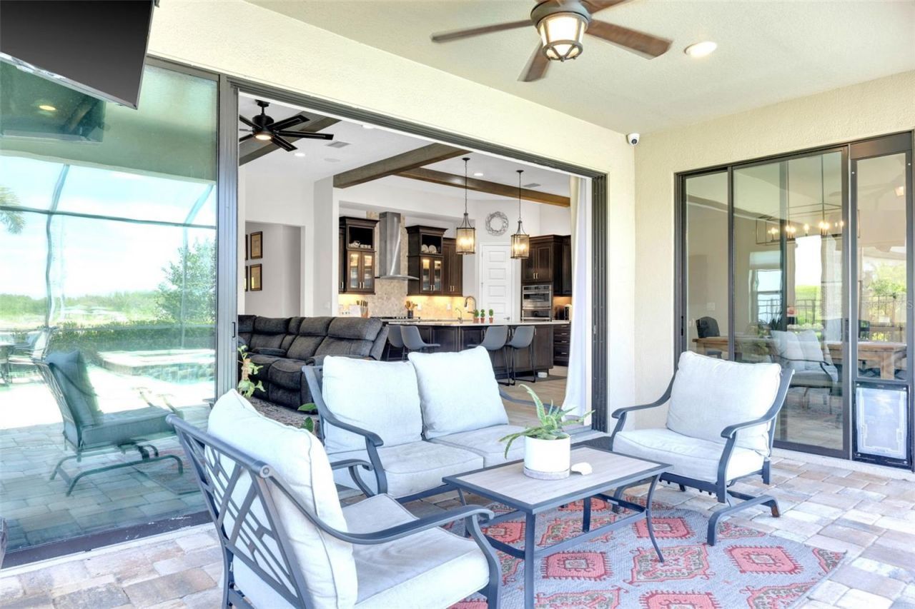 14610 Red Castle Ave, Lithia, FL 33547 Photo